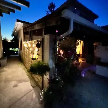 Logement Dans Propriété Privée. Saint-Amans-Soult